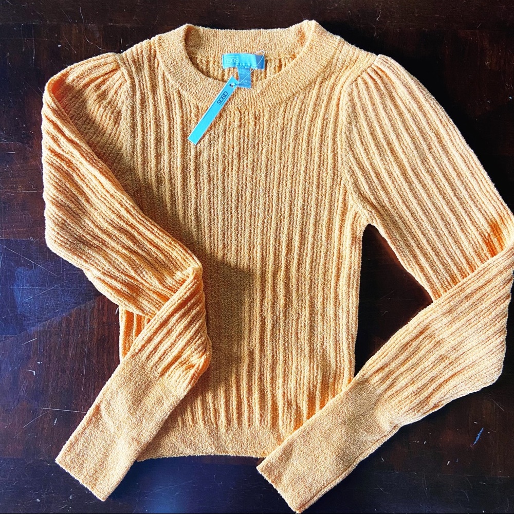 NWT Asos Cropped Orange Sweater Size 4
